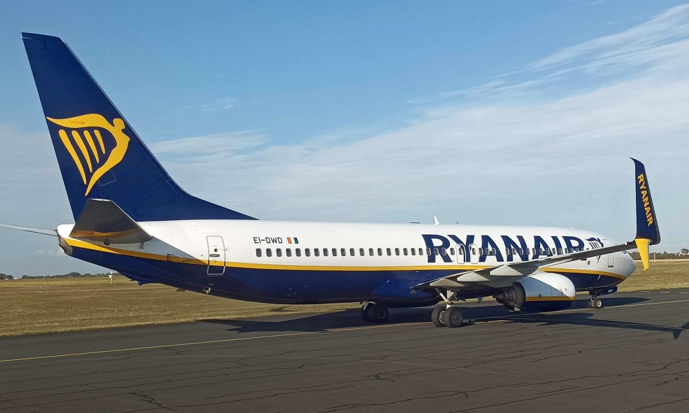 Volo In Ritardo Ryanair Bergamo Napoli Di Ben Quattro Ore