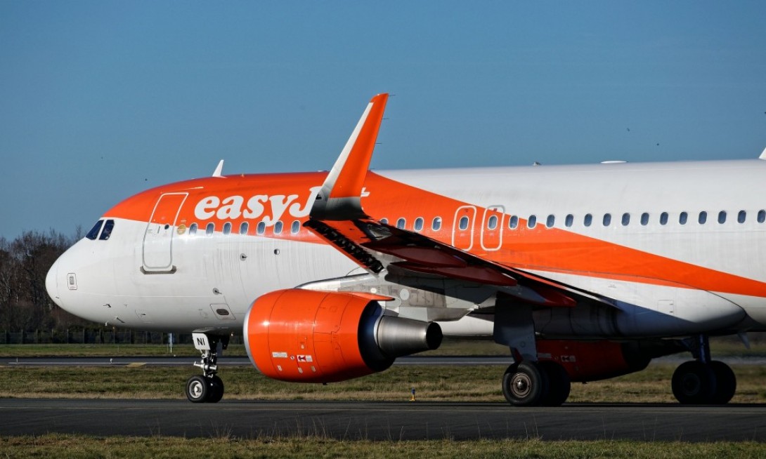 volo cancellato easyjet napoli milano