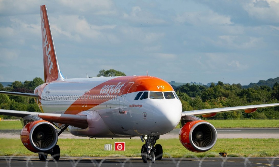 volo in ritardo easyjet milano palermo