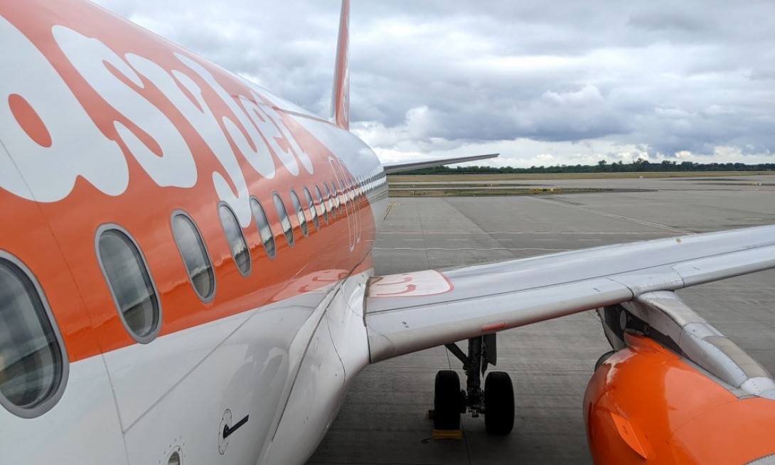 volo in ritardo easyjet palermo napoli