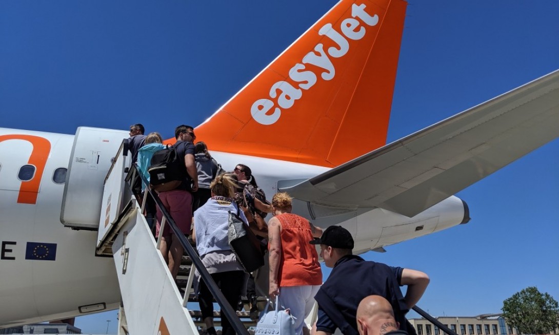 voli cancellati easyjet brindisi milano e ritorno