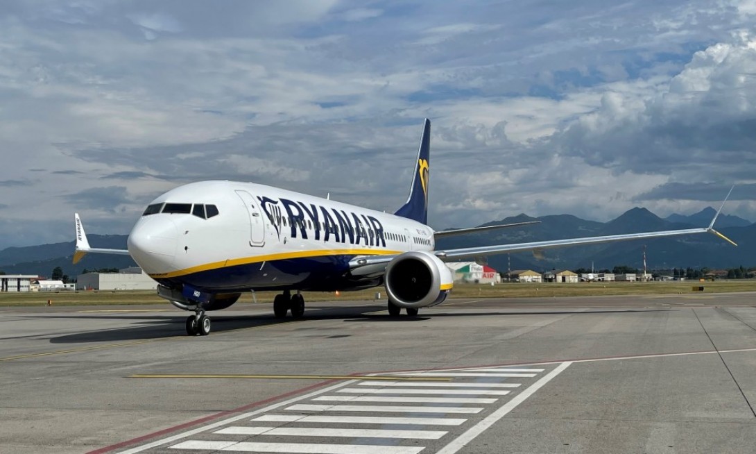 volo in ritardo ryanair catania roma