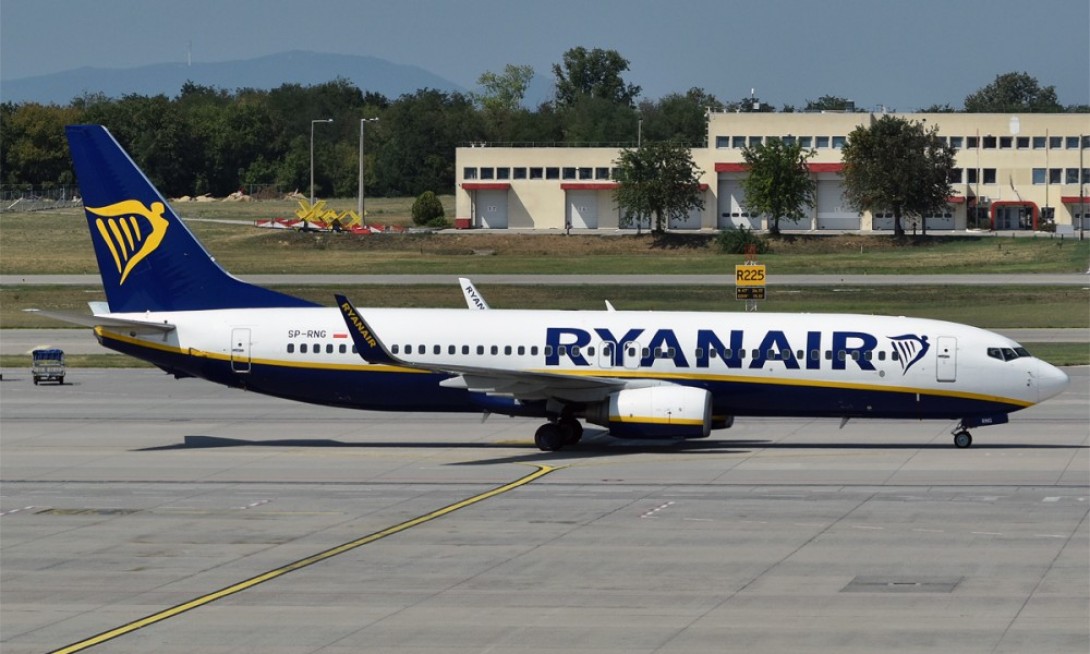 volo in ritardo ryanair pisa cagliari