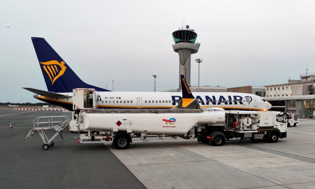 volo in ritardo ryanair reggio calabria bologna